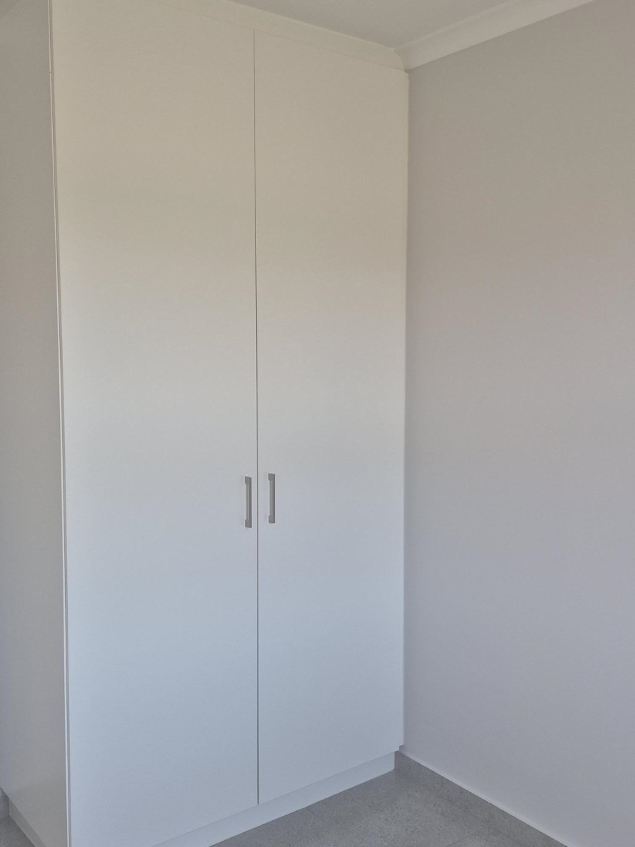 To Let 2 Bedroom Property for Rent in Stellendale Western Cape